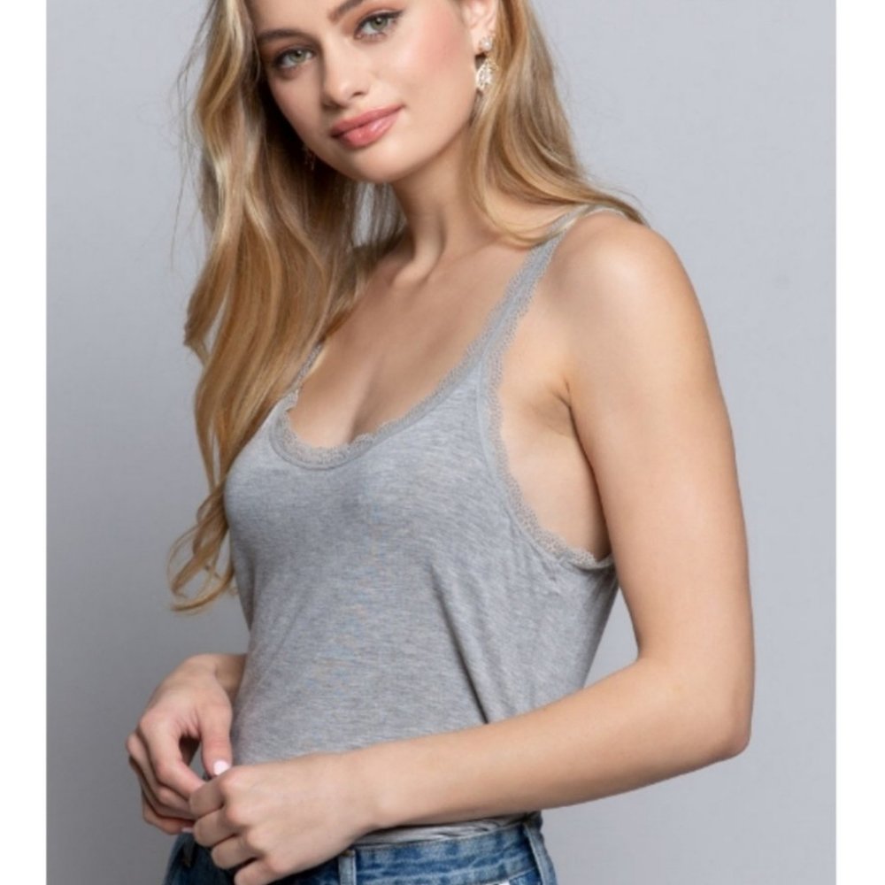 36895 POL Lace Trimmed Tank - Picture 2 of 4